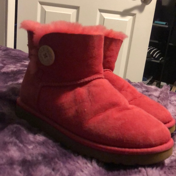 Pink ugg boots! - Picture 1 of 3